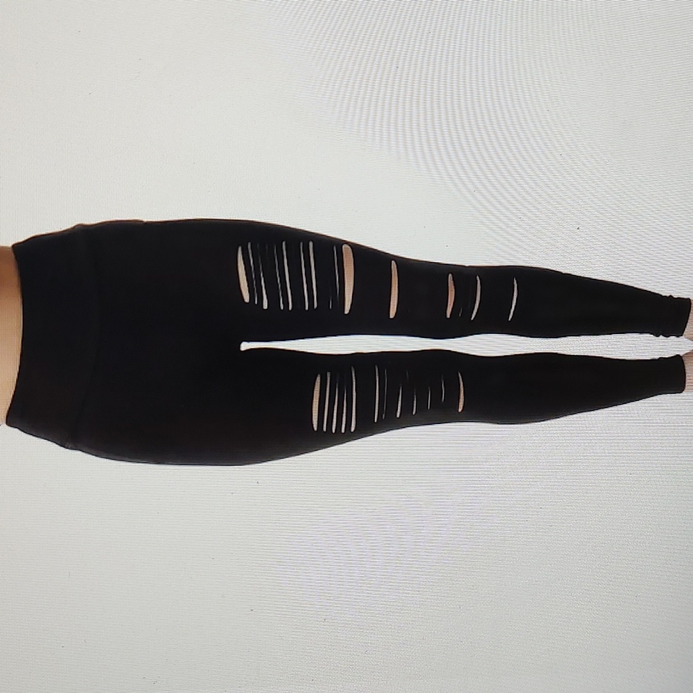 NWT DISTRESSED LEGGINGS YOGA PANTS